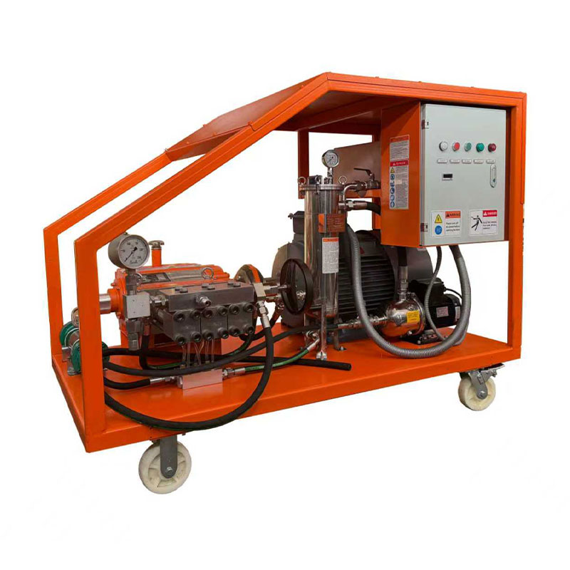 Máquina de jato de água de alta pressão para limpeza de estradas e superfícies